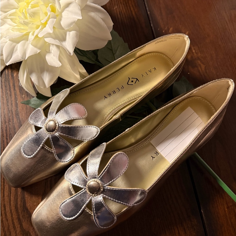 Katy Perry Collections Women's Metallic Gold Flats